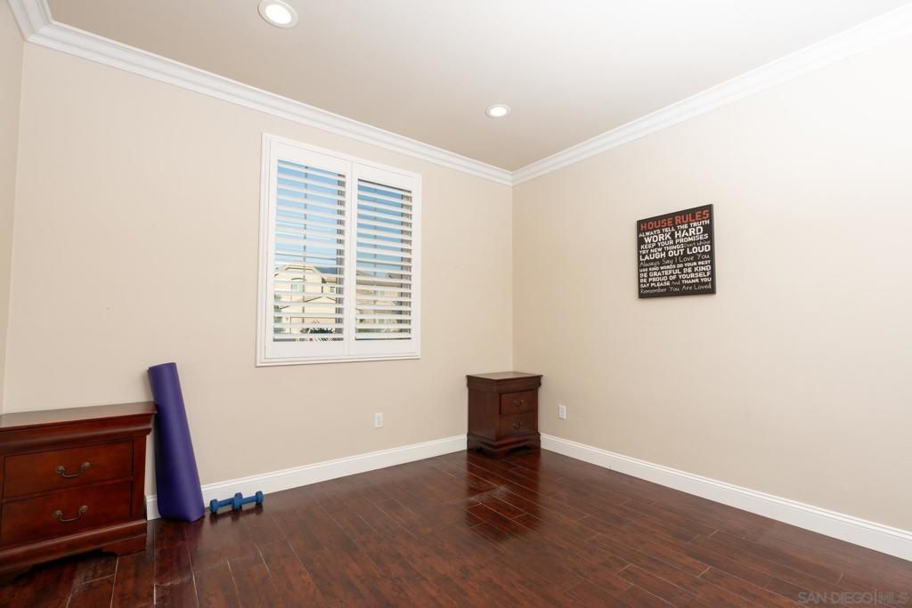 Image 19 of property listing at 11727 Coriander Way, Corona, CA 92883