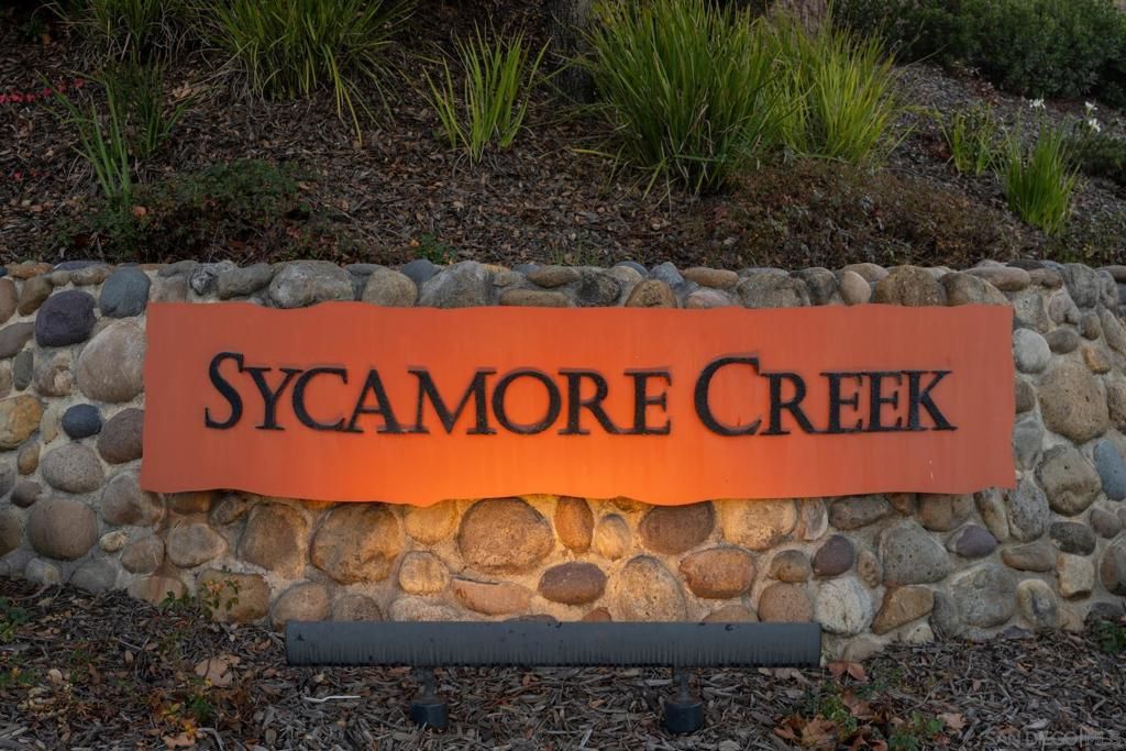 Image 3 of property listing at 11727 Coriander Way, Corona, CA 92883