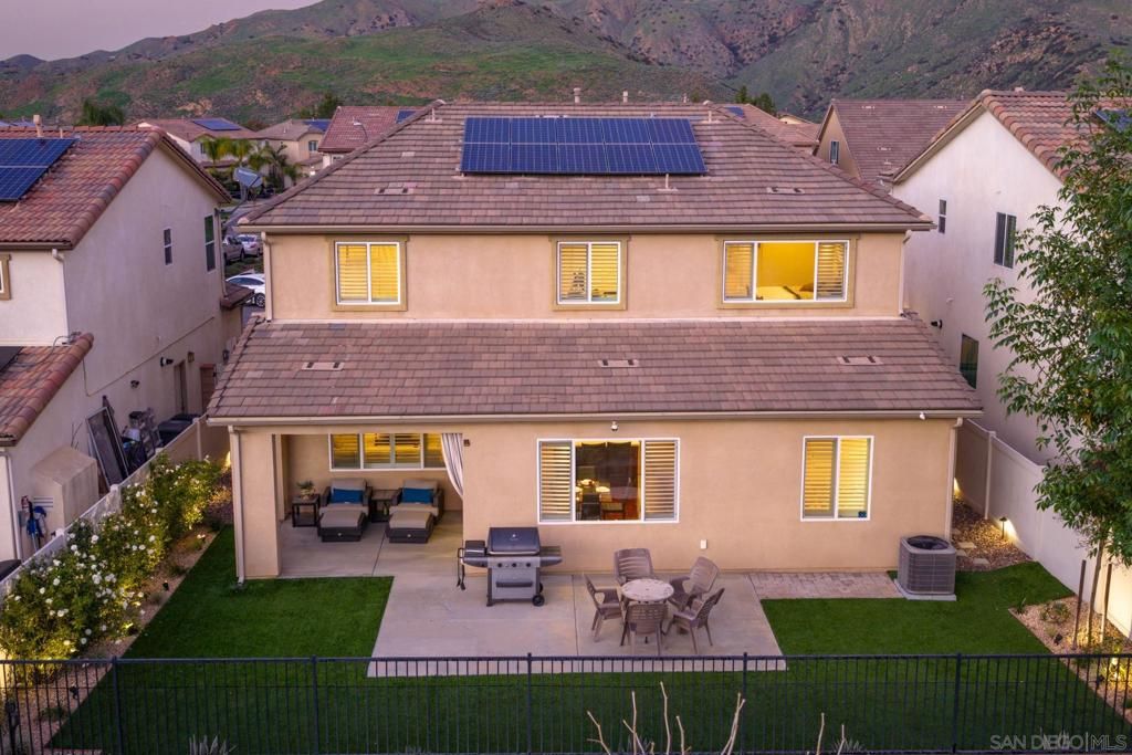 Image 45 of property listing at 11727 Coriander Way, Corona, CA 92883