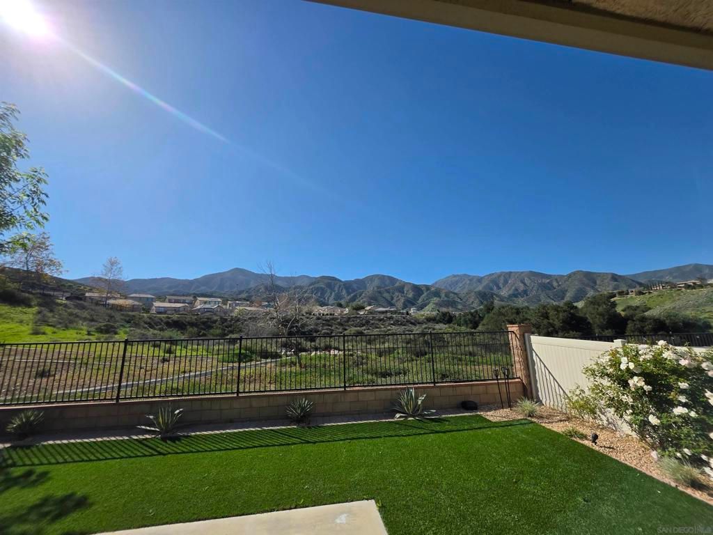 Image 53 of property listing at 11727 Coriander Way, Corona, CA 92883