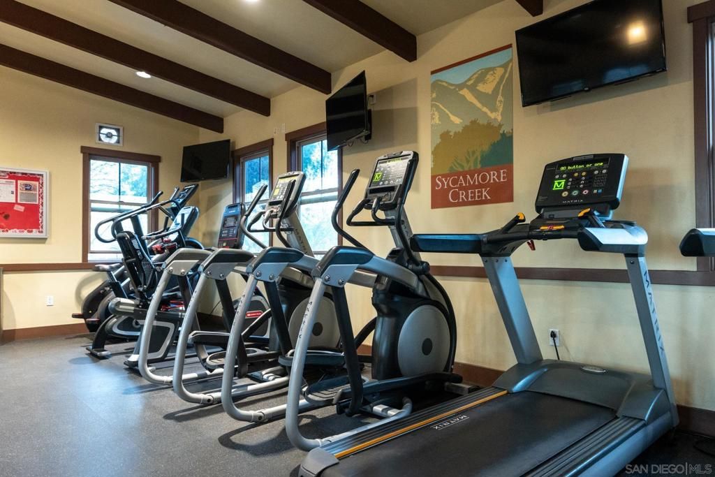 Image 71 of property listing at 11727 Coriander Way, Corona, CA 92883