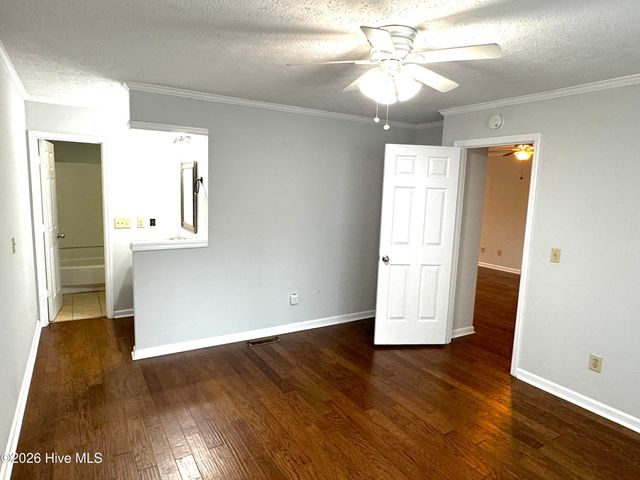 1811 Savannah Court, Wilmington, NC 28403