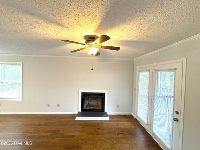 1811 Savannah Court, Wilmington, NC 28403