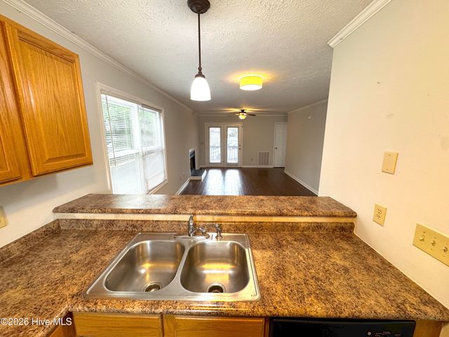 1811 Savannah Court, Wilmington, NC 28403