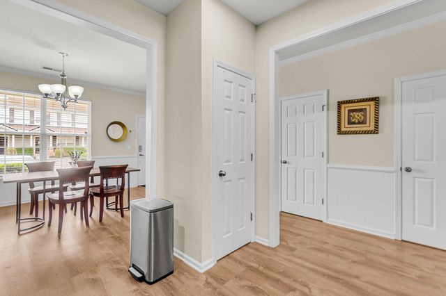 213 Hemingway Circle, Summerville, SC 29483