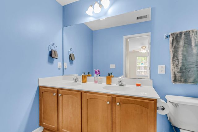 213 Hemingway Circle, Summerville, SC 29483