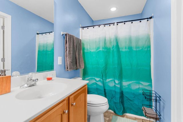 213 Hemingway Circle, Summerville, SC 29483