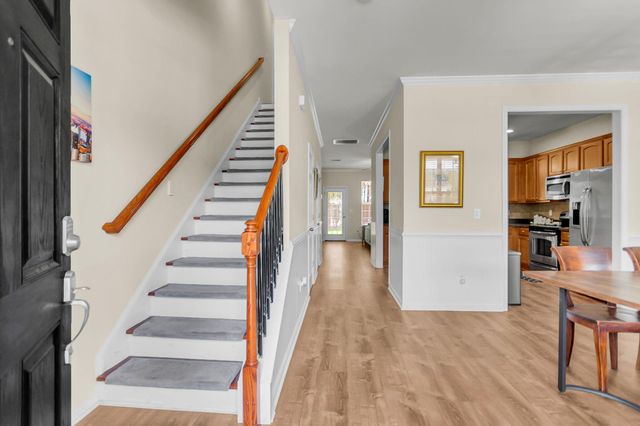 213 Hemingway Circle, Summerville, SC 29483