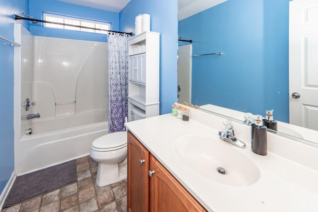 213 Hemingway Circle, Summerville, SC 29483