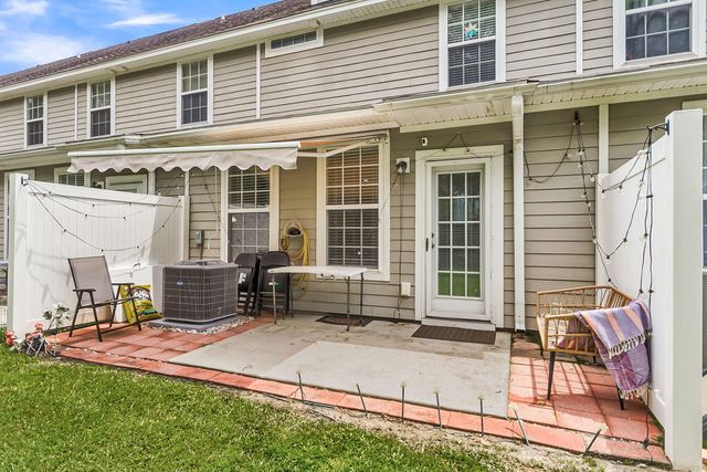 213 Hemingway Circle, Summerville, SC 29483
