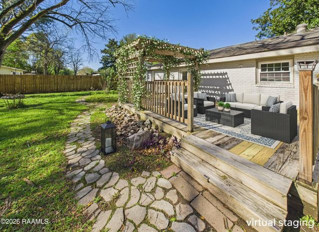 306 Montreal Drive, Lafayette, LA 70507