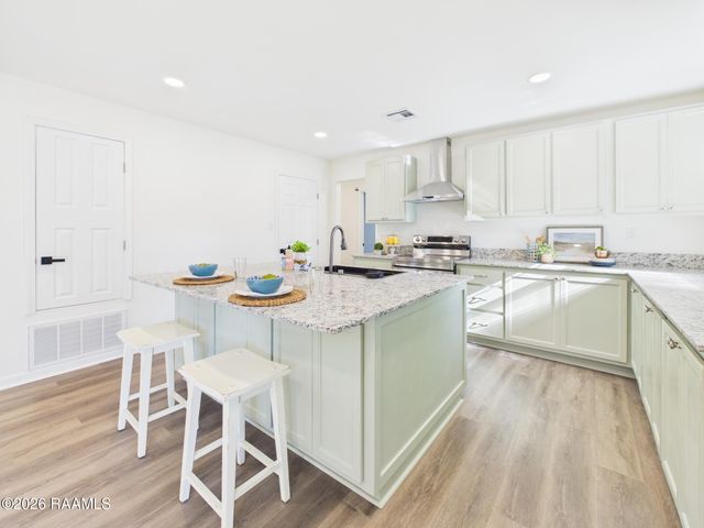 306 Montreal Drive, Lafayette, LA 70507