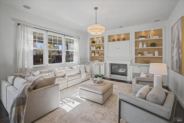 1203 Peppergrass St, Napa, CA 94559