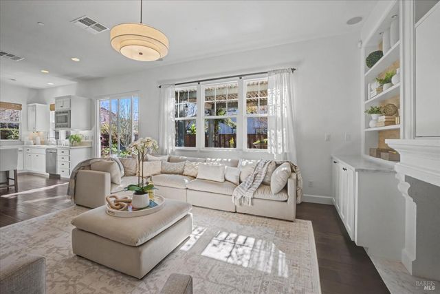 1203 Peppergrass St, Napa, CA 94559