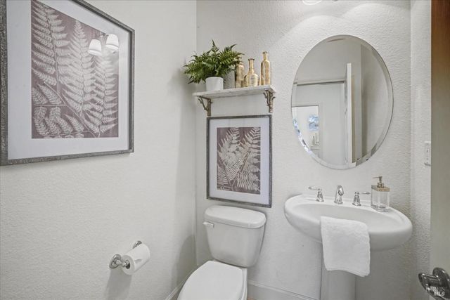 1203 Peppergrass St, Napa, CA 94559