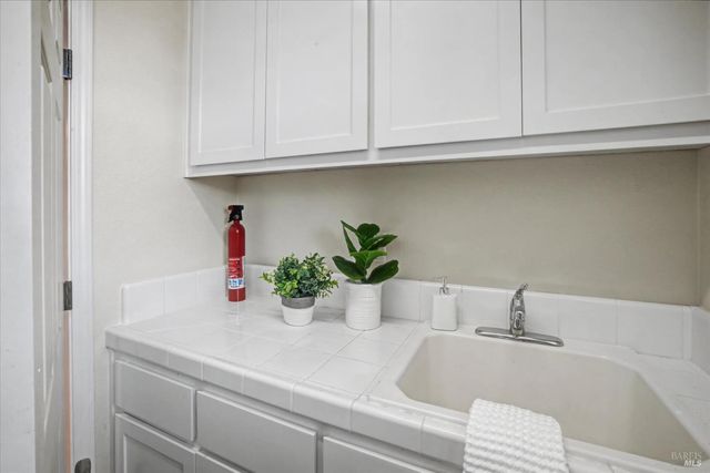 1203 Peppergrass St, Napa, CA 94559