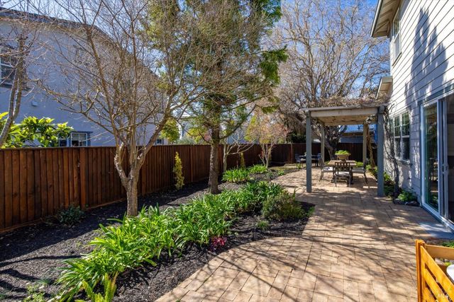 1203 Peppergrass St, Napa, CA 94559