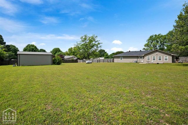 5700 Southview Drive, Jonesboro, AR 72404