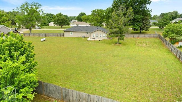 5700 Southview Drive, Jonesboro, AR 72404