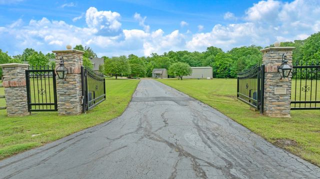 3116 Stillhouse Road, Paris, TX 75462