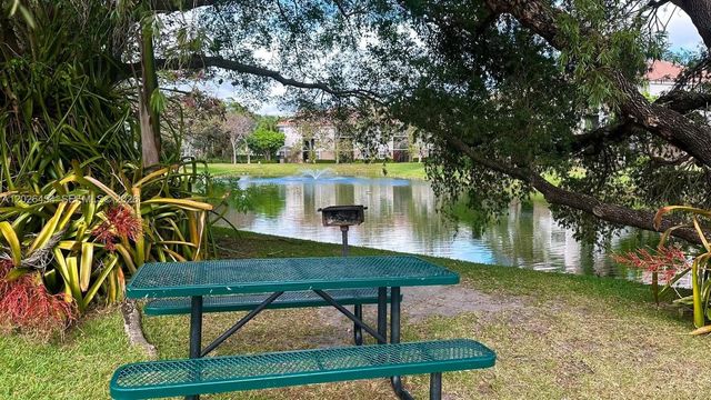 10141 W Sunrise Boulevard 203, Plantation, FL 33322
