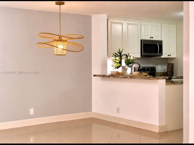 10141 W Sunrise Boulevard 203, Plantation, FL 33322