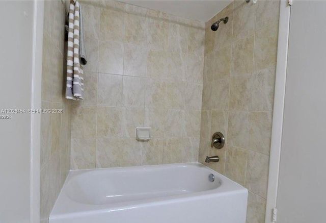 10141 W Sunrise Boulevard 203, Plantation, FL 33322