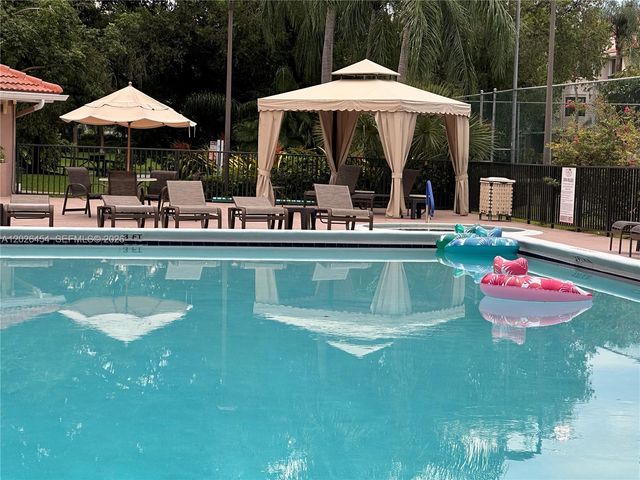 10141 W Sunrise Boulevard 203, Plantation, FL 33322