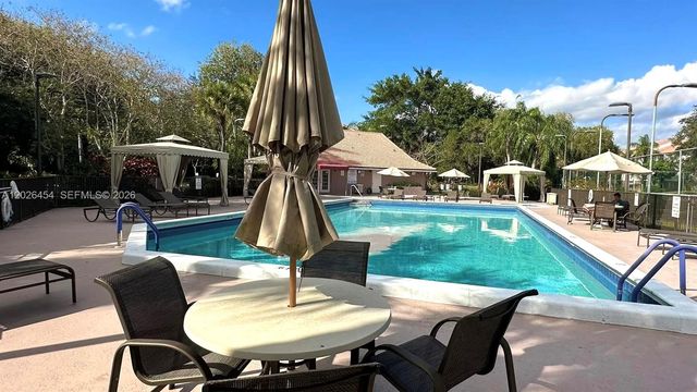 10141 W Sunrise Boulevard 203, Plantation, FL 33322
