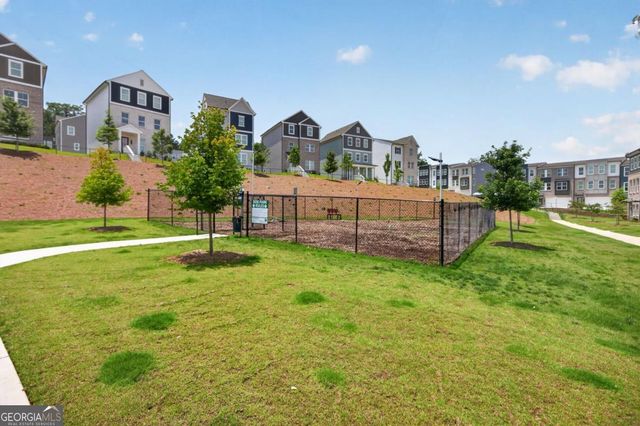 1445 Creekside Circle, Atlanta, GA 30318