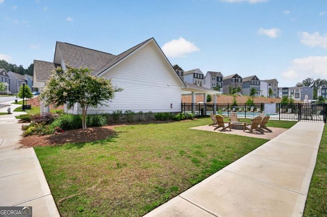1445 Creekside Circle, Atlanta, GA 30318