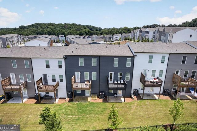1445 Creekside Circle, Atlanta, GA 30318