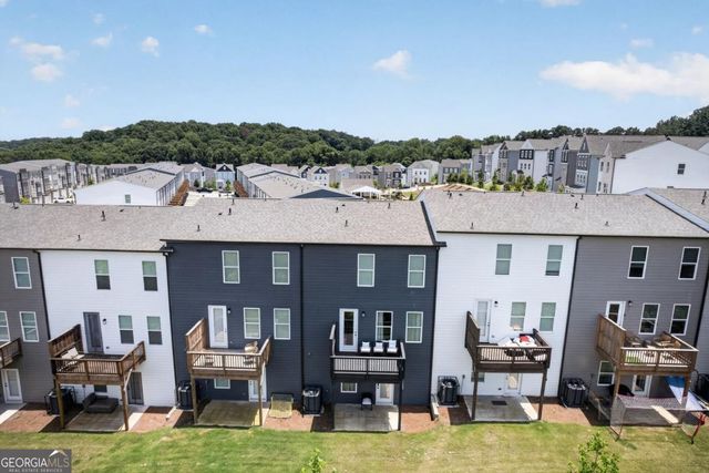 1445 Creekside Circle, Atlanta, GA 30318