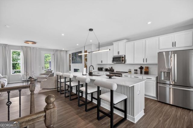 1445 Creekside Circle, Atlanta, GA 30318