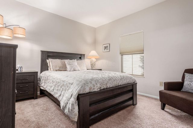 22 Victorian Gate Way, Columbus, OH 43215
