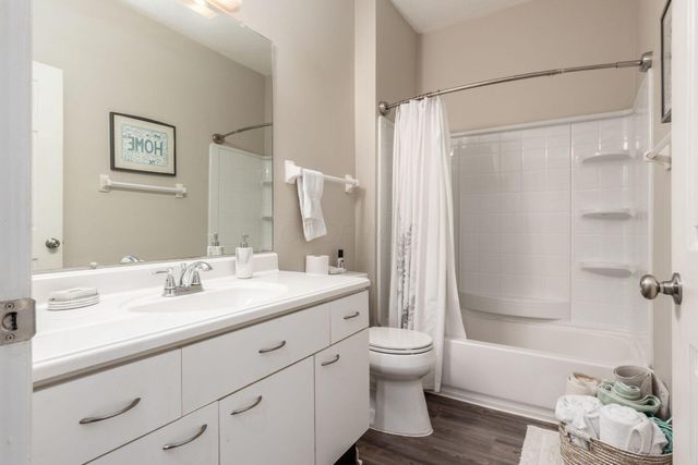 22 Victorian Gate Way, Columbus, OH 43215