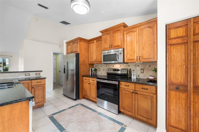 4009 NW 60TH AVENUE, Gainesville, FL 32653