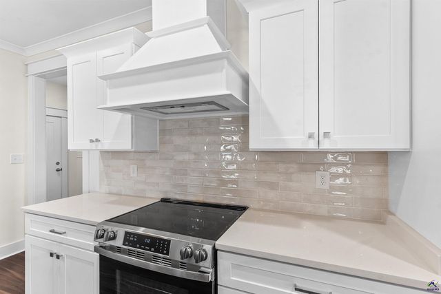 611 Bristleleaf Path, Kathleen, GA 31047