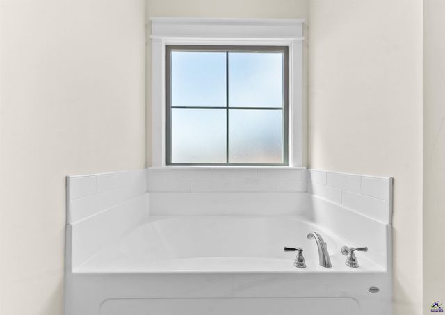 611 Bristleleaf Path, Kathleen, GA 31047