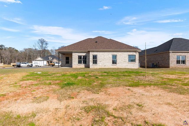 611 Bristleleaf Path, Kathleen, GA 31047