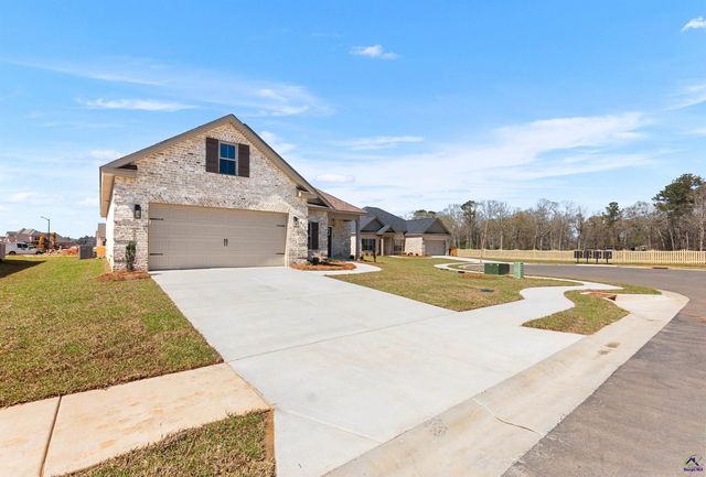 611 Bristleleaf Path, Kathleen, GA 31047