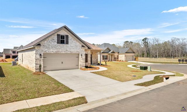 611 Bristleleaf Path, Kathleen, GA 31047