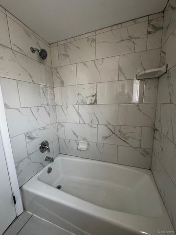 15721 Harrison, Romulus, MI 48174