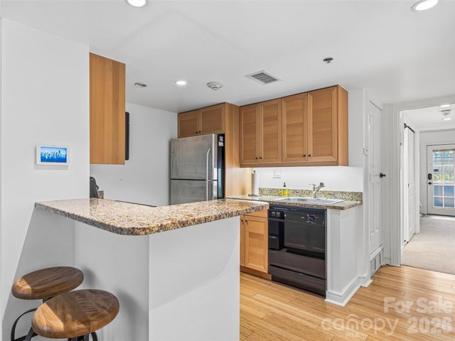 37 Hiawassee Street E103, Asheville, NC 28801