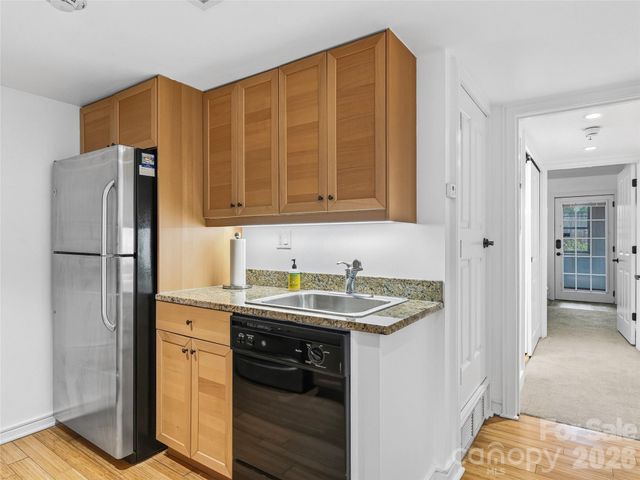 37 Hiawassee Street E103, Asheville, NC 28801