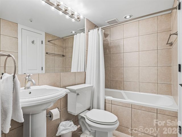 37 Hiawassee Street E103, Asheville, NC 28801