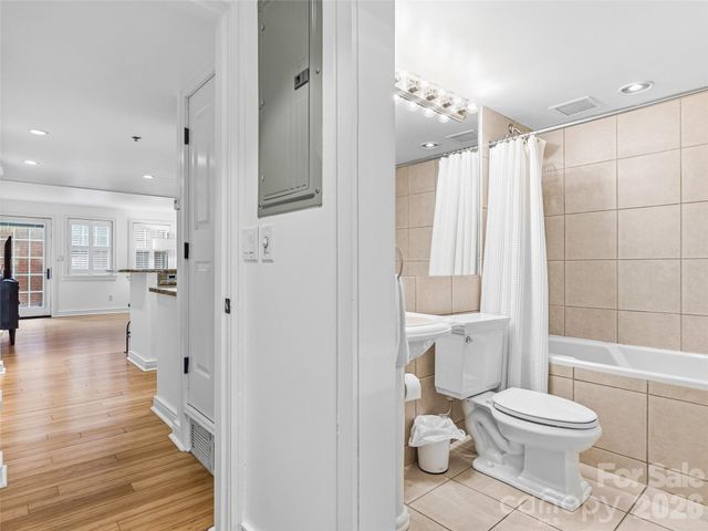 37 Hiawassee Street E103, Asheville, NC 28801