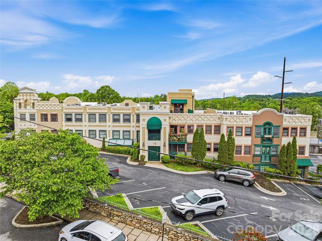 37 Hiawassee Street E103, Asheville, NC 28801