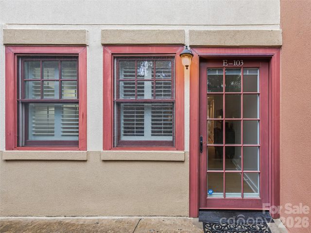 37 Hiawassee Street E103, Asheville, NC 28801