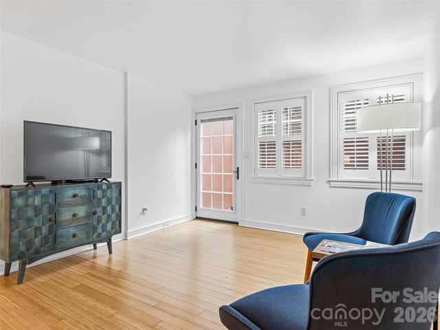 37 Hiawassee Street E103, Asheville, NC 28801